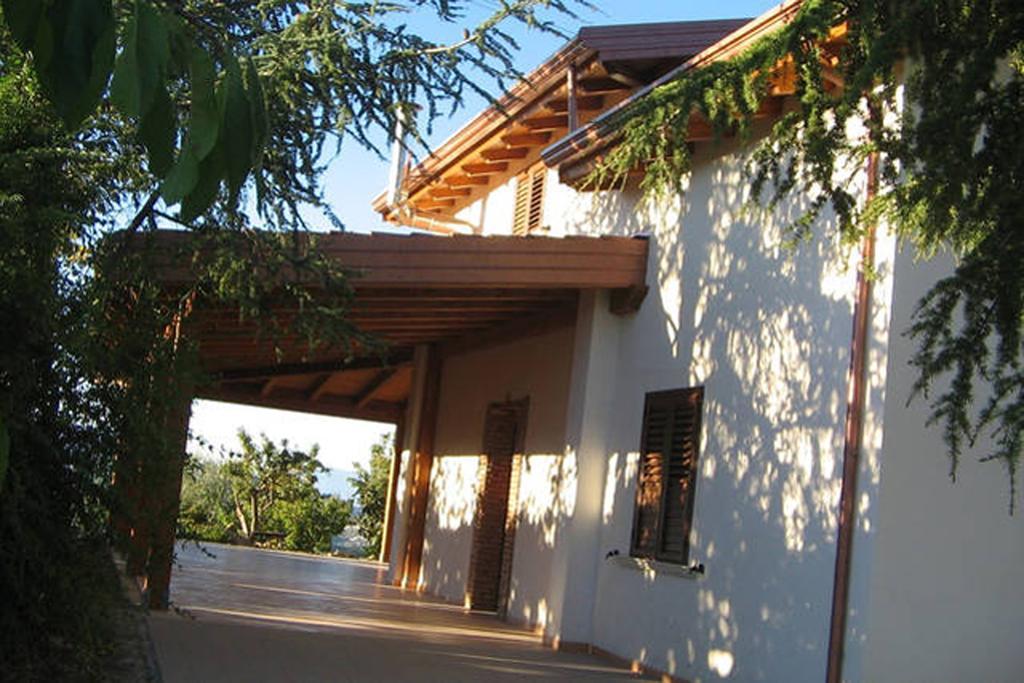 Agriturismo Miracco Atanasio Franco "Il Maniero" Santa Sofia d'Epiro Екстер'єр фото