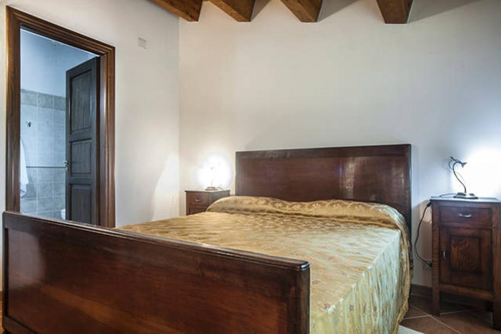 Agriturismo Miracco Atanasio Franco "Il Maniero" Santa Sofia d'Epiro Екстер'єр фото