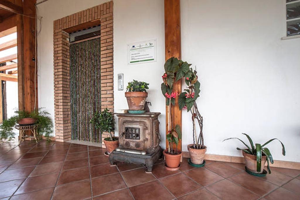 Agriturismo Miracco Atanasio Franco "Il Maniero" Santa Sofia d'Epiro Екстер'єр фото