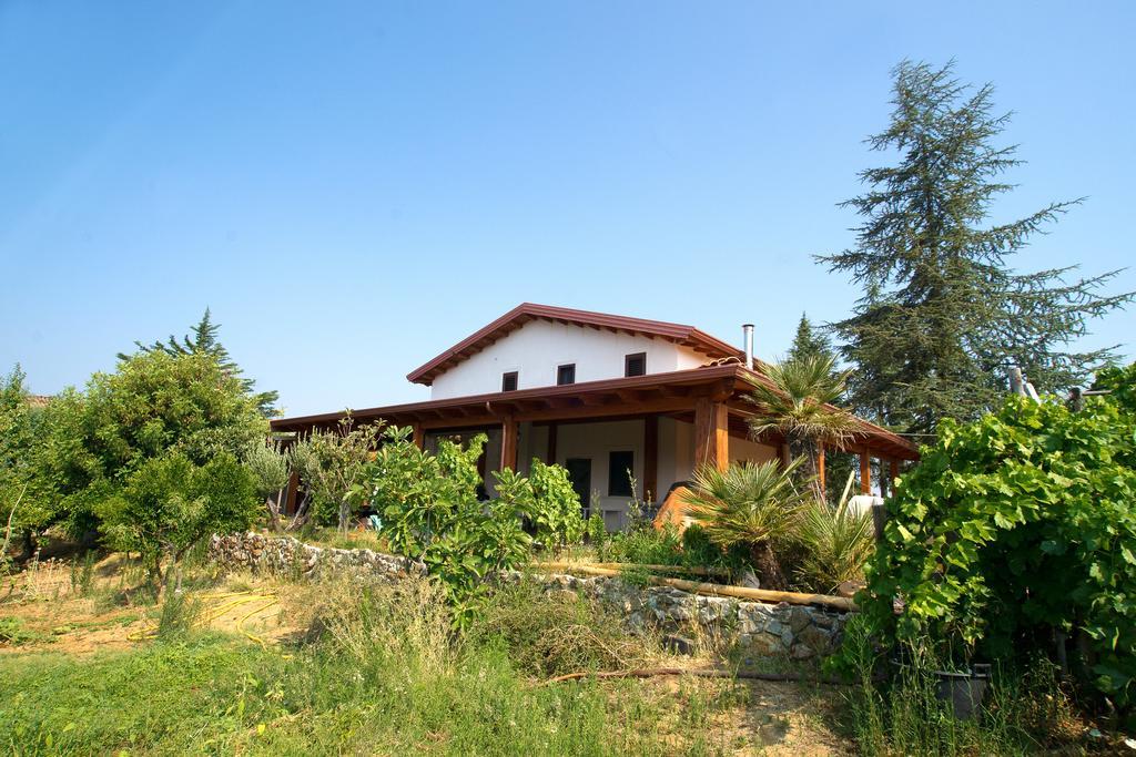 Agriturismo Miracco Atanasio Franco "Il Maniero" Santa Sofia d'Epiro Екстер'єр фото